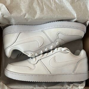 Nike Women’s Ebernon Low White Sneakers Size 9